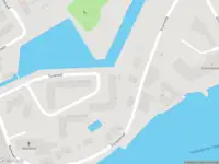 Ambulance met grote spoed naar de Torenhof in Capelle aan den IJssel