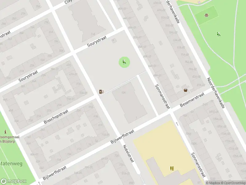 Ambulance met grote spoed naar de Bisschopstraat in Rotterdam