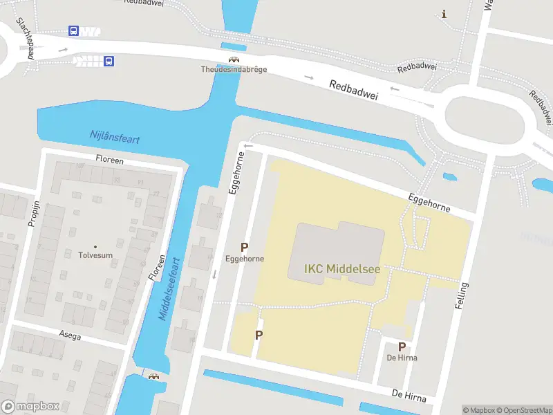Politie met gepaste spoed naar de Boksumerdyk in Leeuwarden vanwege personen te water