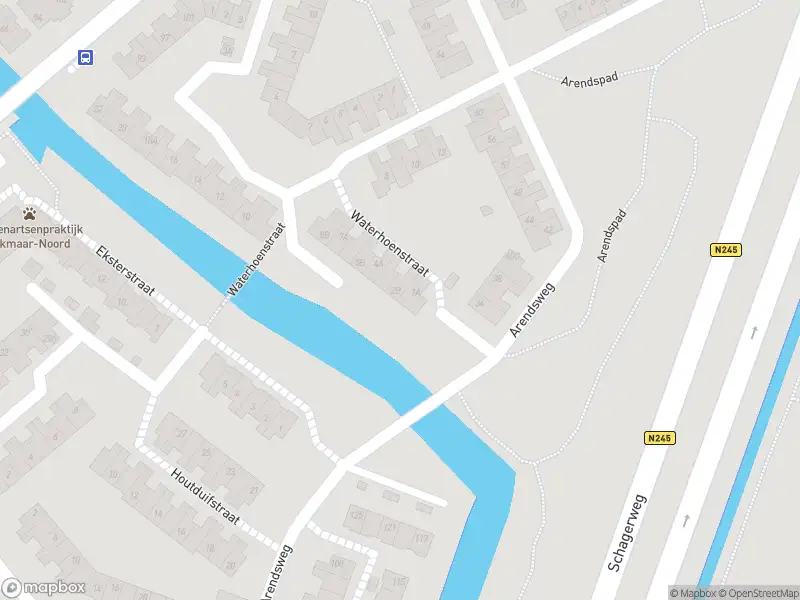 Ambulance met gepaste spoed naar de Waterhoenstraat in Alkmaar