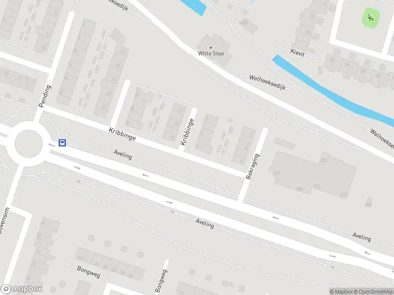 Ambulance met gepaste spoed naar de Kribbinge in Hoogvliet Rotterdam