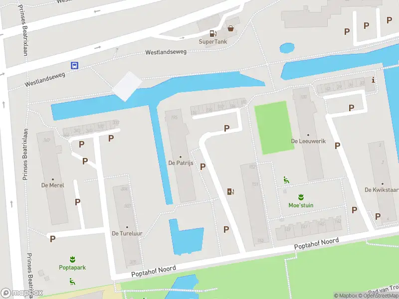 Traumahelikopter naar de Poptahof Noord in Delft