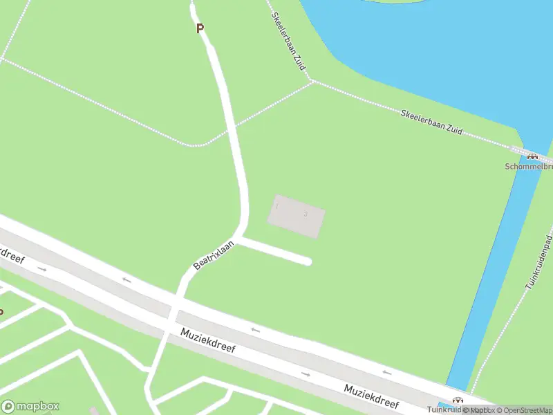 Brandweer met grote spoed naar de Beatrixlaan in Almere vanwege gebouwbrand