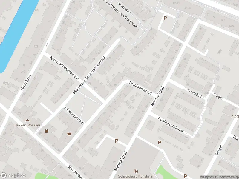 Ambulance met gepaste spoed naar de Nicolaasstraat in Dordrecht