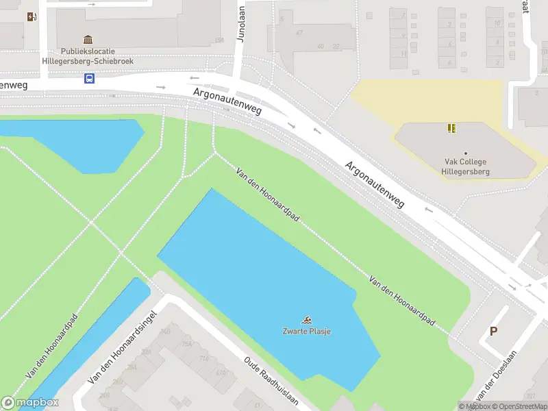 Ambulance met gepaste spoed naar de Argonautenweg in Rotterdam