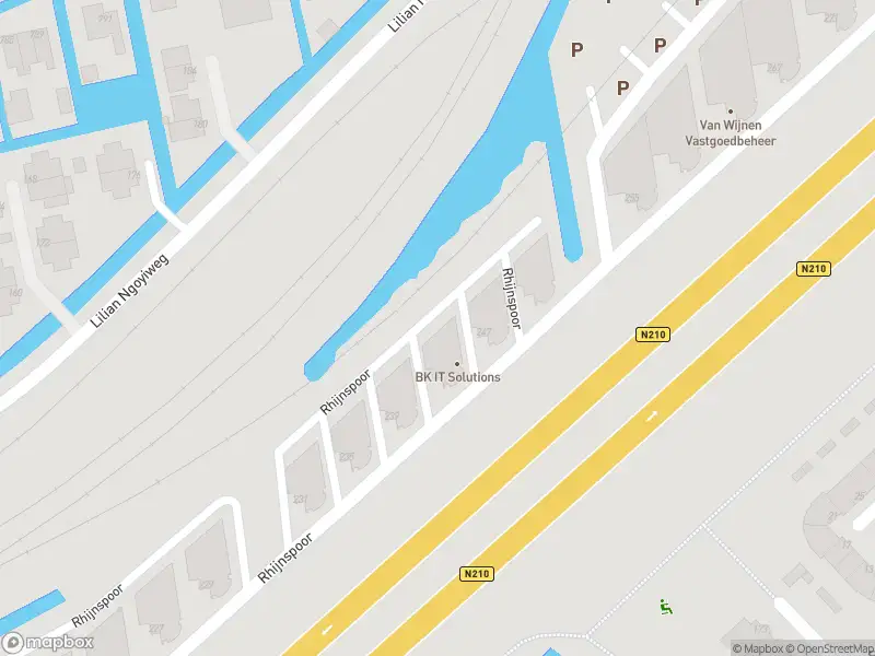 Ambulance met grote spoed naar de Rhijnspoor in Capelle aan den IJssel