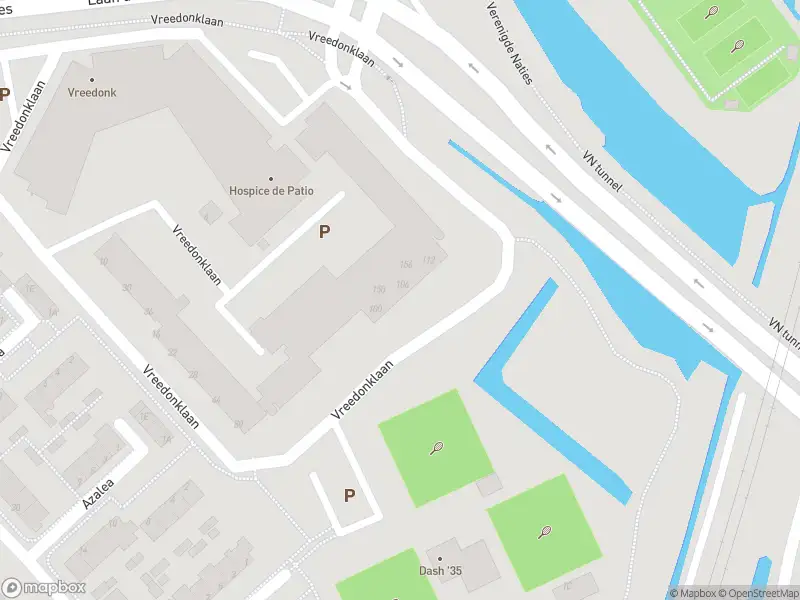 Ambulance met gepaste spoed naar de Vreedonklaan in Dordrecht