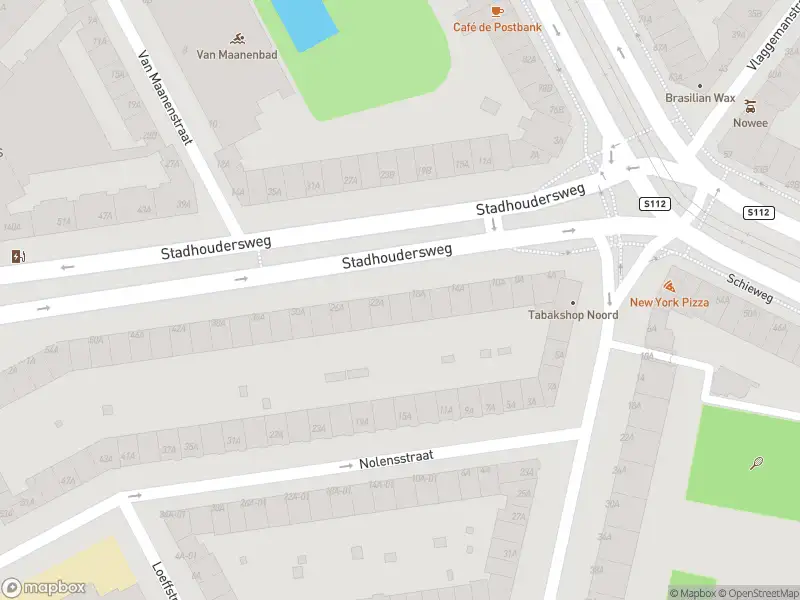 Ambulance met grote spoed naar de Stadhoudersweg in Rotterdam