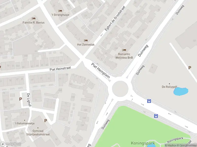 Ambulance met grote spoed naar de Piet Heinplein in Noordwijk
