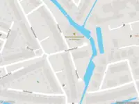 Ambulance met gepaste spoed naar de Kruisvaarder in Rhoon