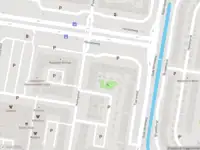 Ambulance met gepaste spoed naar de Lemelerberg in Alphen aan den Rijn