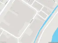 Ambulance met grote spoed naar de Parallelweg in Volendam