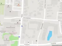 Ambulance met grote spoed naar de Bosmanstaete in Venhuizen