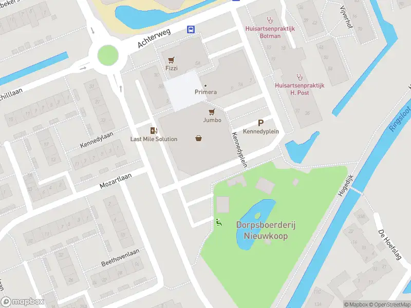 Ambulance met gepaste spoed naar de Kennedyplein in Nieuwkoop