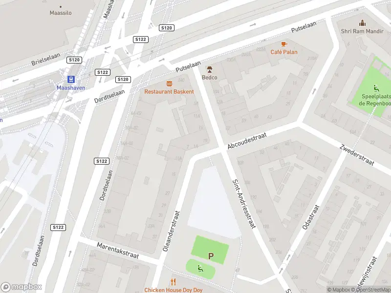 Ambulance met grote spoed naar de Oleanderstraat in Rotterdam