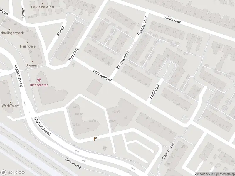Politie naar de Stationsweg in Zwijndrecht vanwege ongeval met letsel