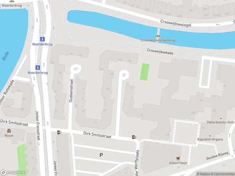 Ambulance met gepaste spoed naar de Meermanstraat in Rotterdam