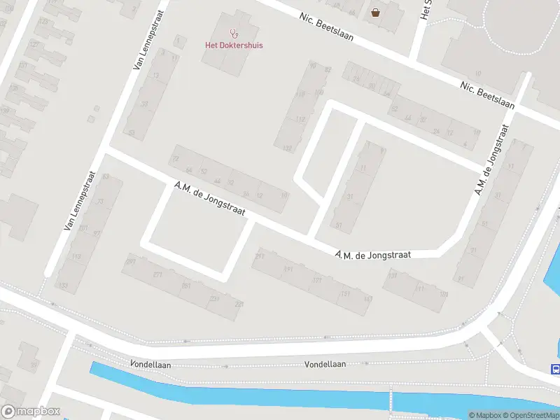 Ambulance met gepaste spoed naar de A.M. de Jongstraat in Ridderkerk