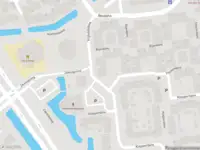 Ambulance met gepaste spoed naar de Vrijheidsdans in Capelle aan den IJssel