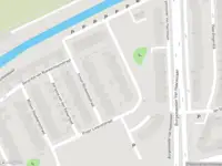 Ambulance met gepaste spoed naar de Simon Rijnbendestraat in Schiedam