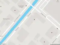 Politie met grote spoed naar de Grenssteen in Breda vanwege letsel