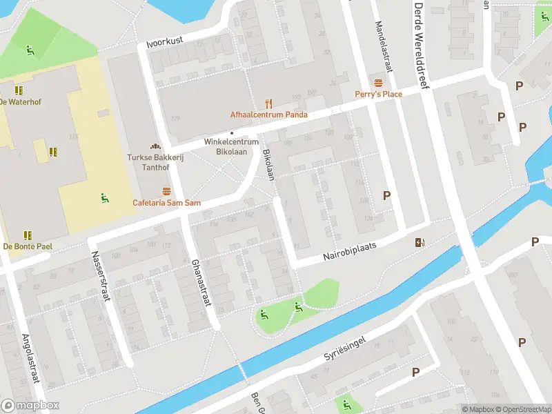 Politie met grote spoed naar de Kenyattastraat in Delft vanwege personen te water
