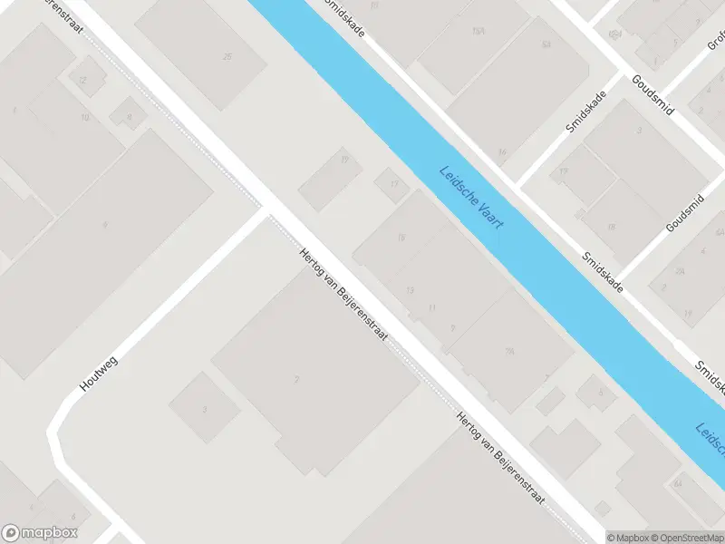 Ambulance met grote spoed naar de Hertog van Beijerenstraat in Ter Aar