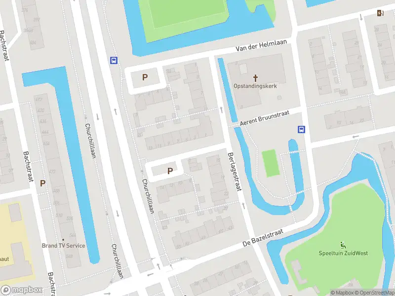 Ambulance met gepaste spoed naar de Zocherstraat in Leiden