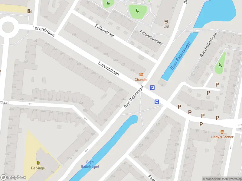 Ambulance met grote spoed naar de Lorentzlaan in Schiedam
