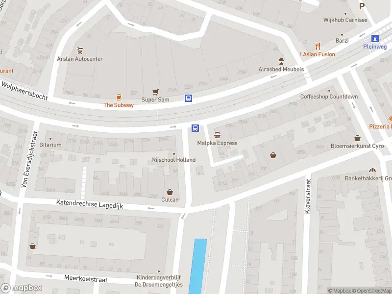 Brandweer met gepaste spoed naar de Robbenoordplein in Rotterdam vanwege afhijsen patient