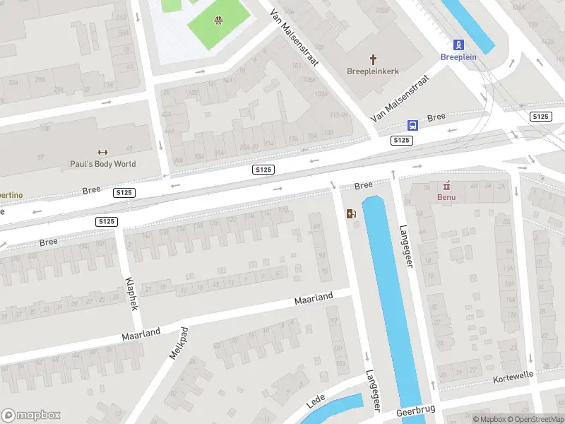 Ambulance met grote spoed naar de Klaphek in Rotterdam