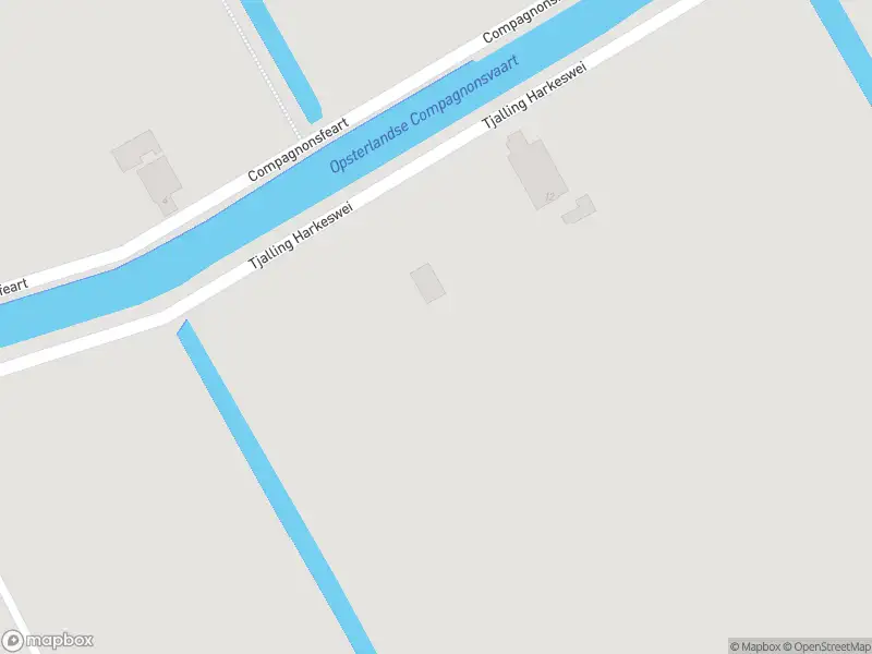 Brandweer met grote spoed naar de Tjalling Harkeswei in Lippenhuizen vanwege gebouwbrand