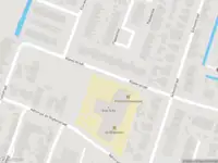 Ambulance met grote spoed naar de Klaverstraat in Krimpen aan de Lek