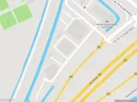 Ambulance met gepaste spoed naar de Laan der Verenigde Naties in Dordrecht
