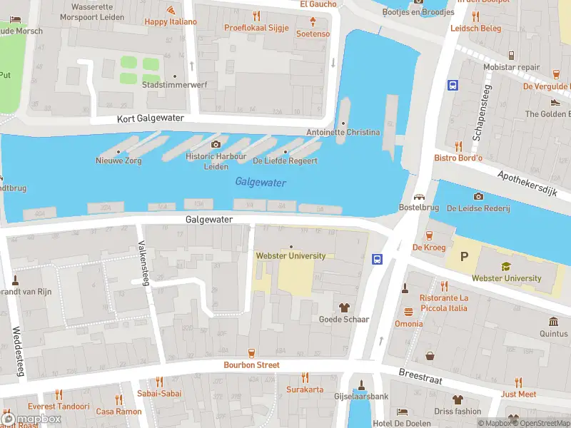 Ambulance met grote spoed naar de Galgewater in Leiden