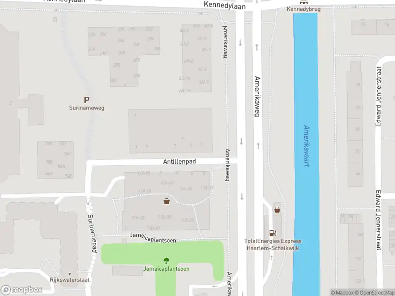 Brandweer met gepaste spoed naar de Antillenweg in Haarlem vanwege waarnemen gaslucht