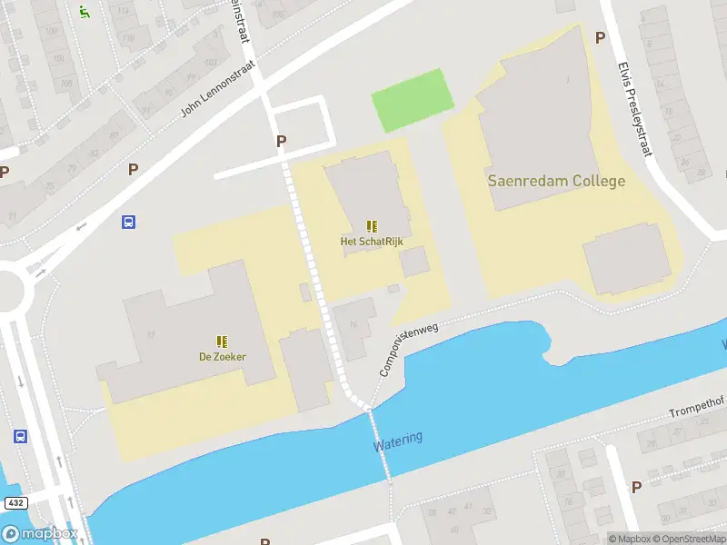 Ambulance met gepaste spoed naar de Rooswijkplein in Zaandijk