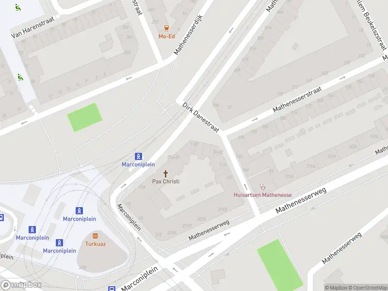 Ambulance met grote spoed naar de Dirk Danestraat in Rotterdam