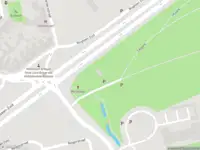 Brandweer met gepaste spoed naar de Leijpark in Tilburg vanwege een buitenbrand
