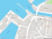 Ambulance met gepaste spoed naar de Bomkade in Dordrecht