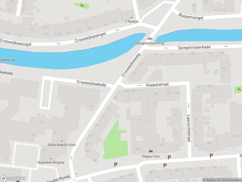 Ambulance met gepaste spoed naar de Crooswijkseweg in Rotterdam