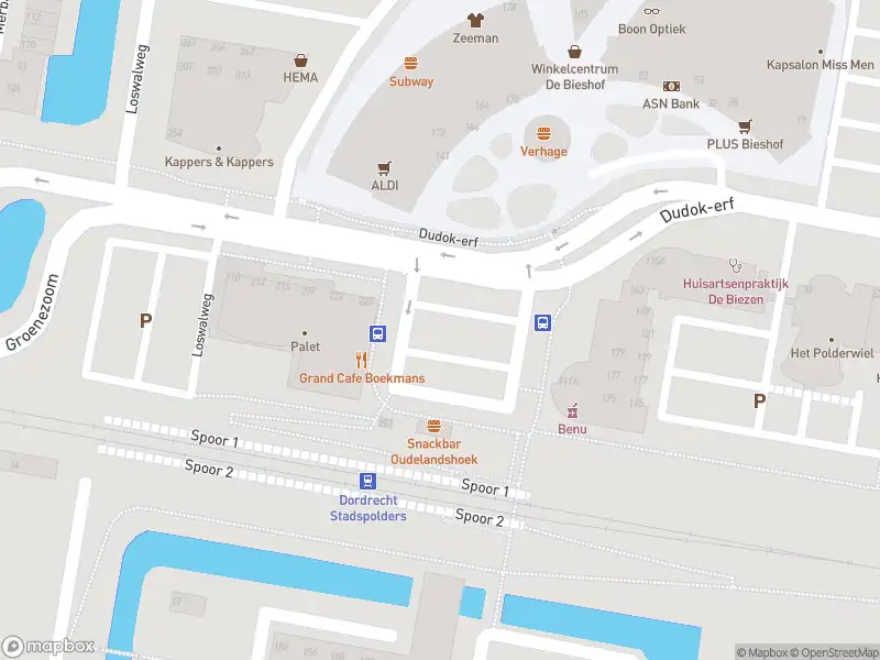 Ambulance met gepaste spoed naar de Dudokplein in Dordrecht