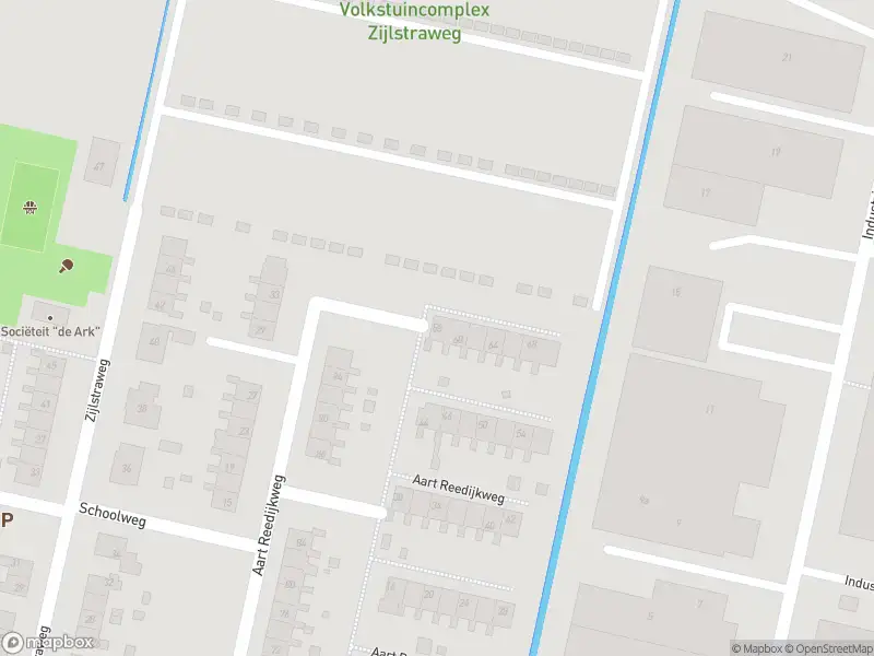 Ambulance met grote spoed naar de Aart Reedijkweg in Numansdorp
