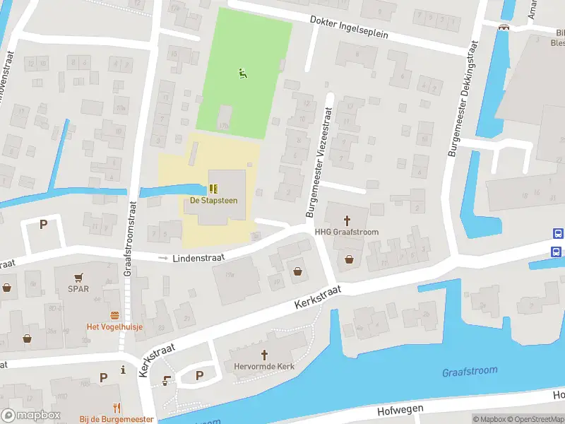 Brandweer met grote spoed naar de Kerkstraat in Bleskensgraaf vanwege gebouwbrand