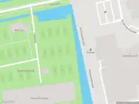 Ambulance met grote spoed naar de Burgerweeshuispad in Amsterdam