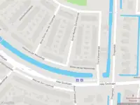 Ambulance met gepaste spoed naar de Annie Mankes-Zernikestraat in Spijkenisse