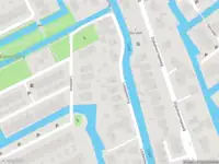 Ambulance met gepaste spoed naar de Lookwatering in Delft