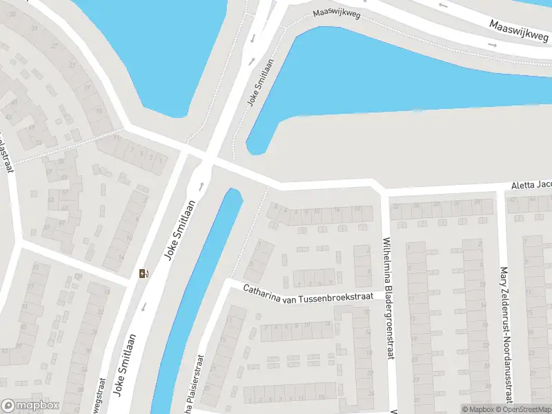 Ambulance met grote spoed naar de Aletta Jacobsstraat in Spijkenisse