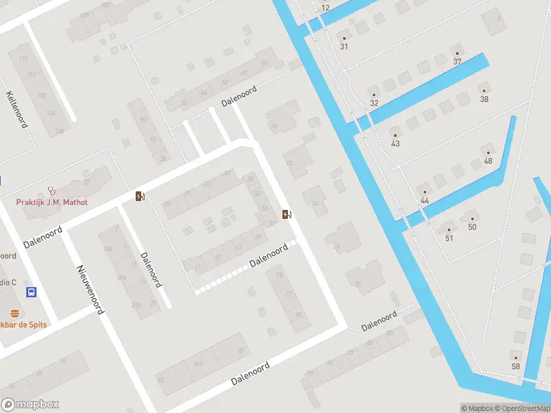 Ambulance met grote spoed naar de Dalenoord in Rotterdam