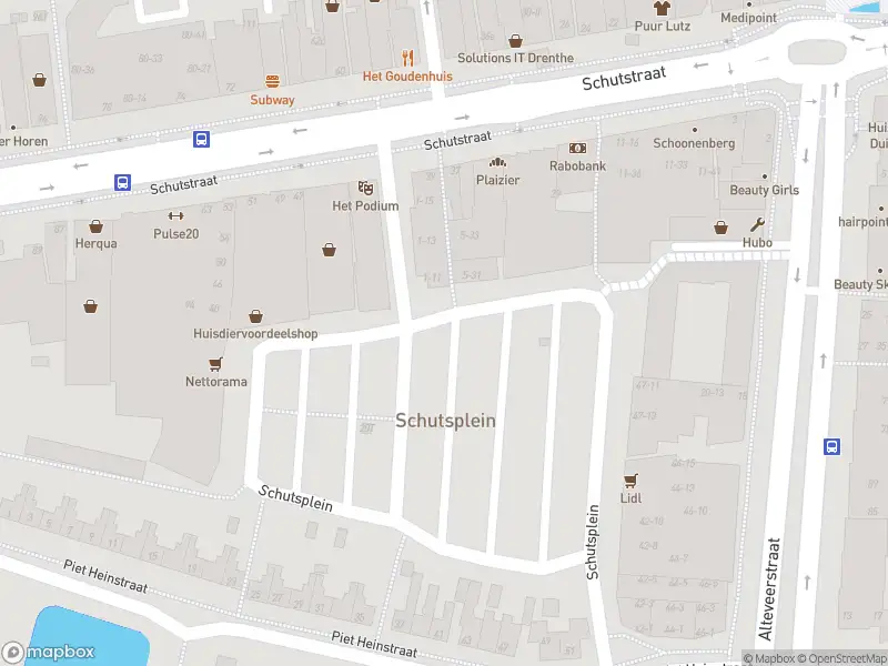 Brandweer met grote spoed naar de Schutsplein in Hoogeveen vanwege voertuigbrand